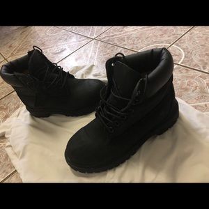 Black Timberlands